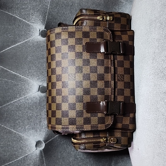 Authentic Louis Vuitton Melvillle reporter PM size - Picture 3 of 17